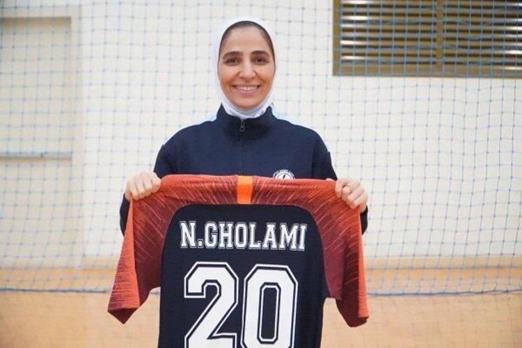 یک زن ایرانی دیگر در فوتبال کویت