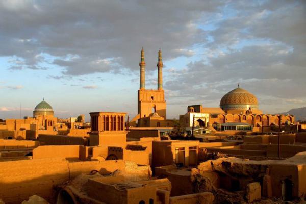 یزد، شهر جهانی ایران هتل 5 ستاره ندارد
